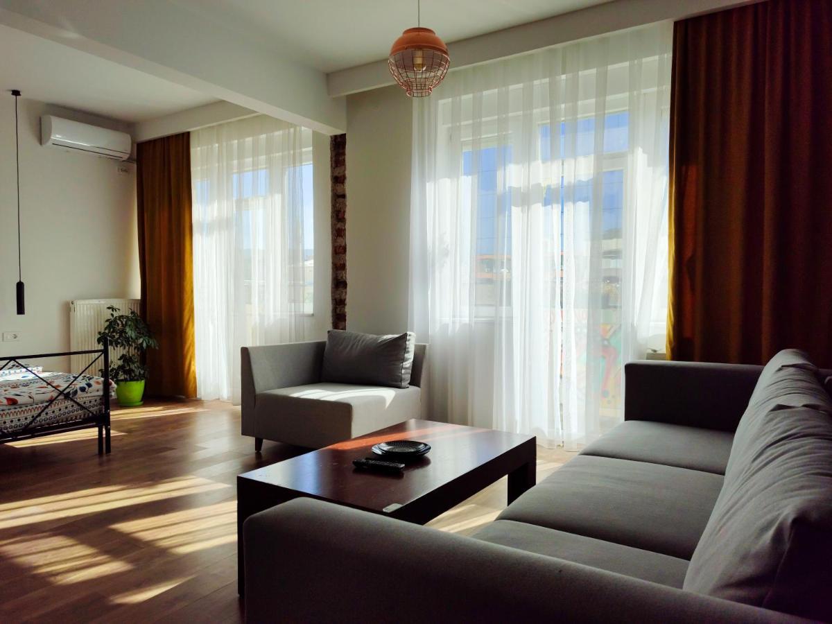 Апартаменти Urban Cozy Retreat Приштина Екстер'єр фото