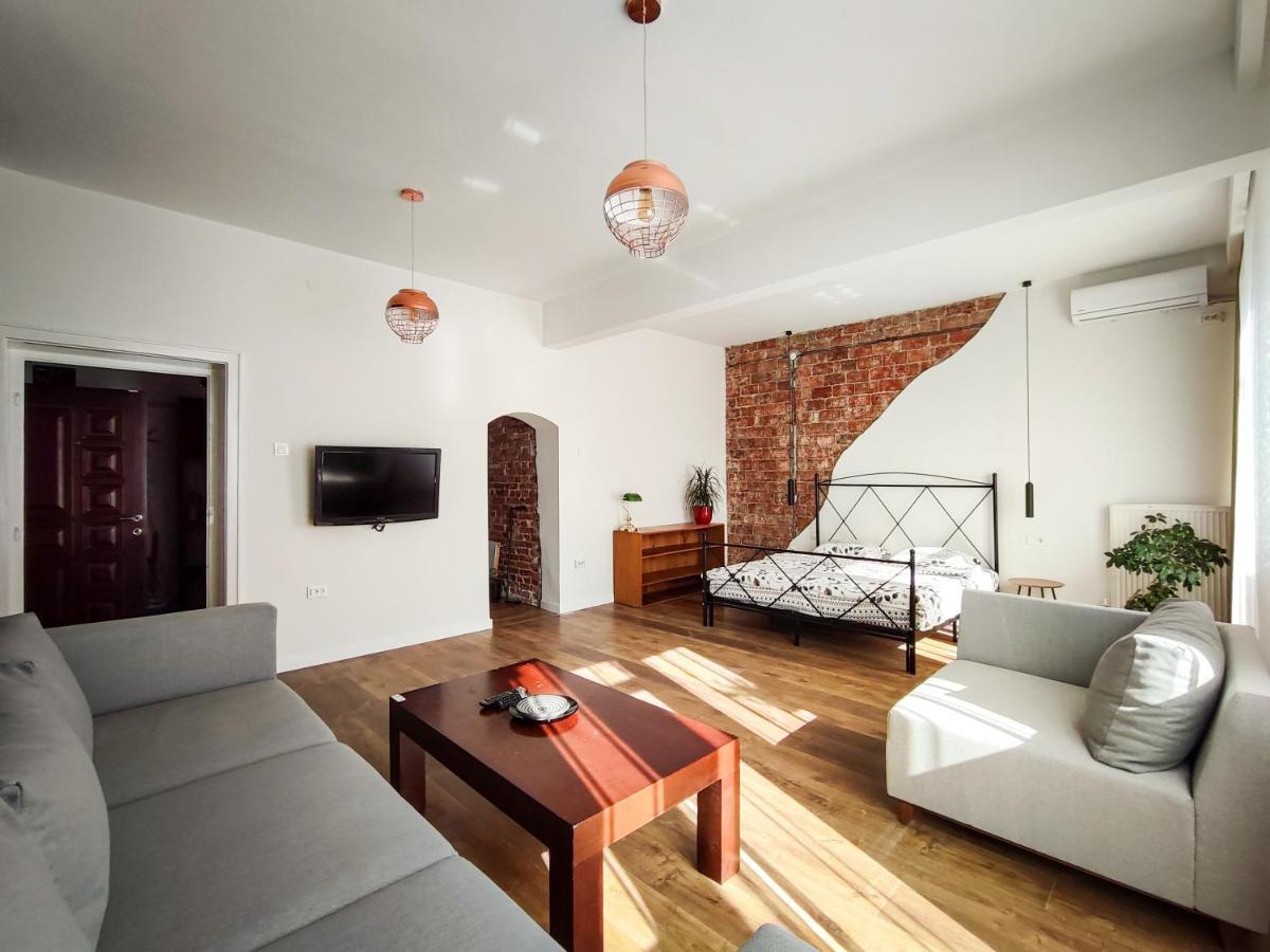 Апартаменти Urban Cozy Retreat Приштина Екстер'єр фото
