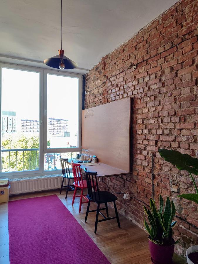 Апартаменти Urban Cozy Retreat Приштина Екстер'єр фото