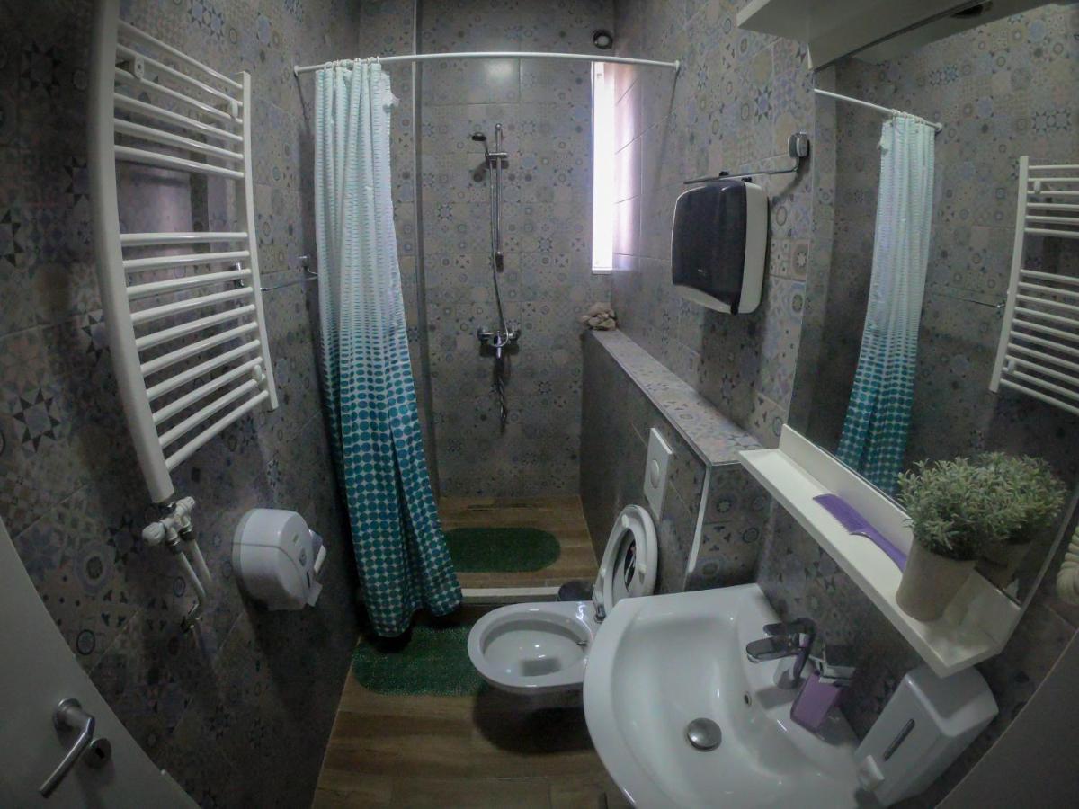 Апартаменти Urban Cozy Retreat Приштина Екстер'єр фото