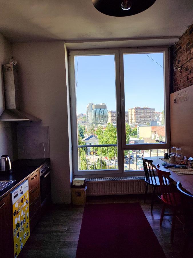 Апартаменти Urban Cozy Retreat Приштина Екстер'єр фото