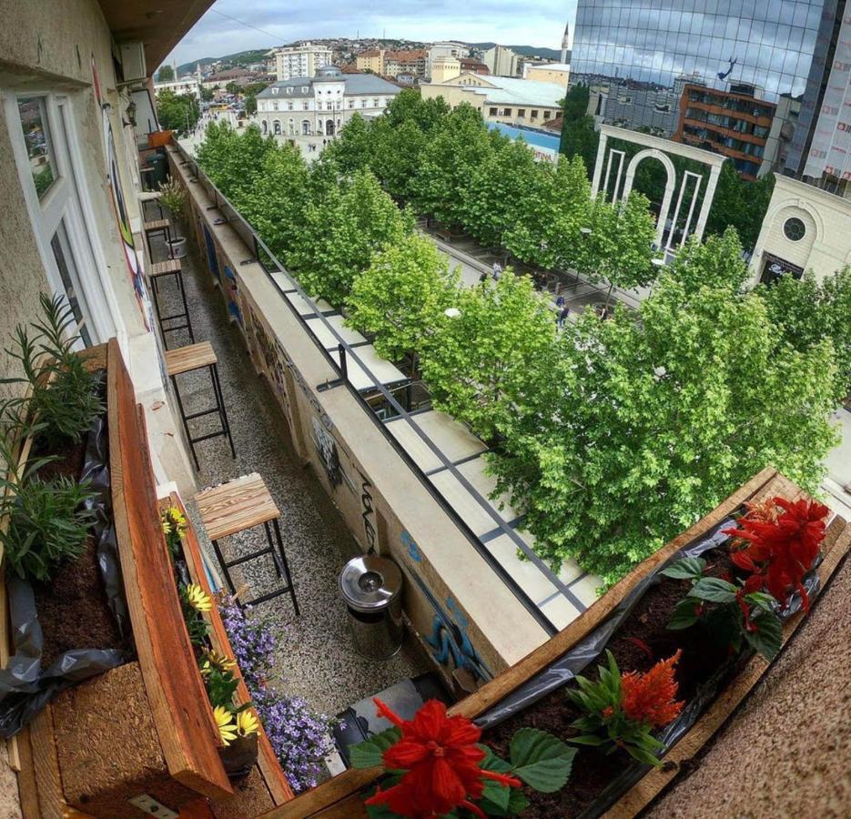Апартаменти Urban Cozy Retreat Приштина Екстер'єр фото